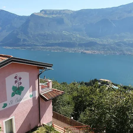 Panorama E 3*