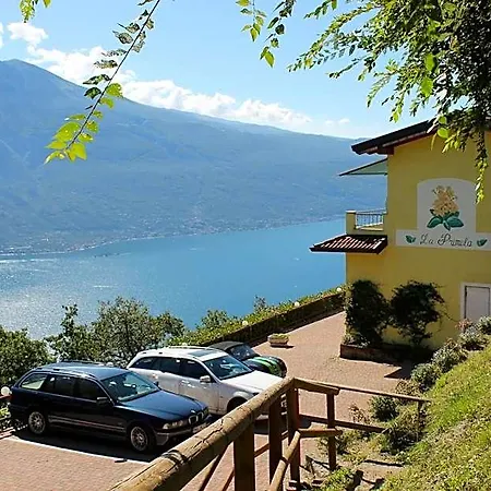 Panorama E 3* Tremosine