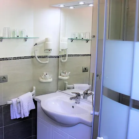 Panorama E 3* Tremosine