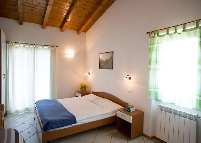 Panorama E 3* Tremosine