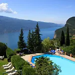 Panorama E Hotel 3*